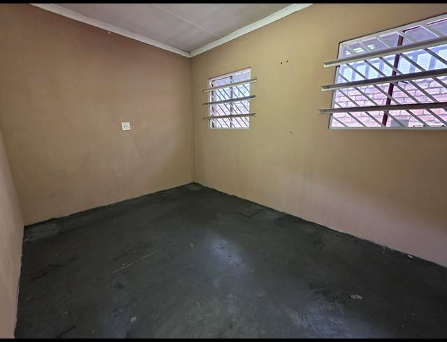 546M² WAREHOUSE TO LET IN WADEVILLE